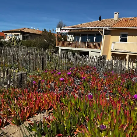 De L Oyat Apartamento