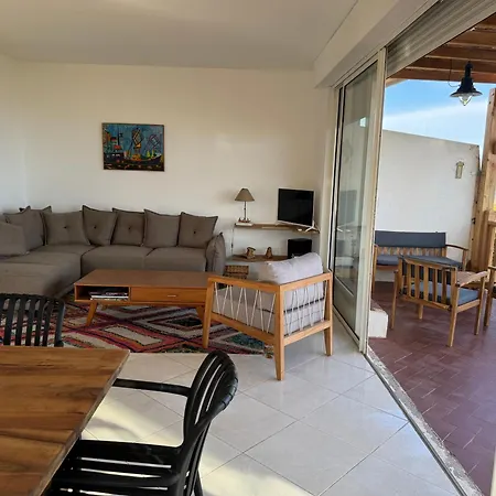 De L Oyat Apartment *